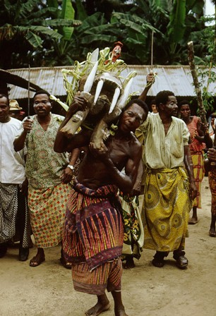 A danced performance for a statue for male aggression (iphri)